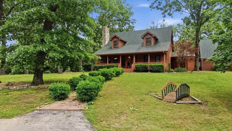 1150 Lake Point Rd, Kissee Mills, MO 65680