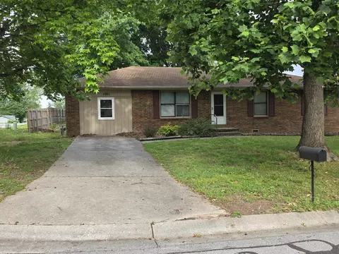 1001 N 13th Ave, Ozark, MO 65721