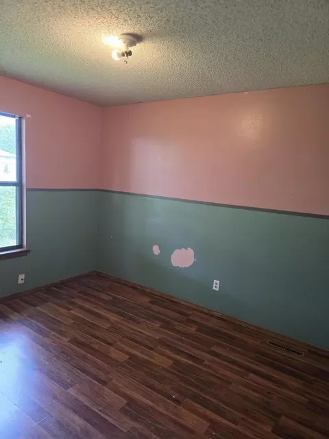 Bedroom - 1001 N 13th Ave, Ozark, MO 65721 photo 1 of 7