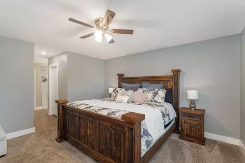 Bedroom - 175 Sunrise Villa Dr, Branson, MO 65616 photo 1 of 4