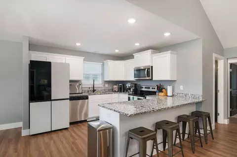 Kitchen - 175 Sunrise Villa Dr, Branson, MO 65616 photo 1 of 2
