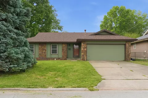 504 W Bell St, Springfield, MO 65803