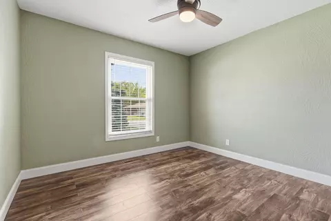 Bedroom - 504 W Bell St, Springfield, MO 65803 photo 2 of 5