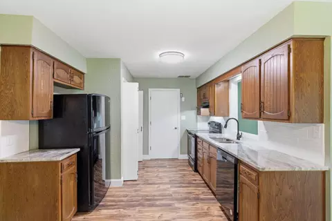 Kitchen - 504 W Bell St, Springfield, MO 65803 photo 3 of 4