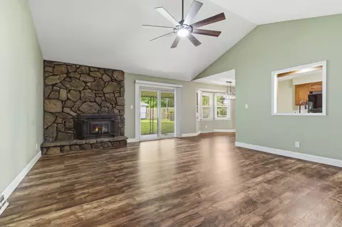 Living - 504 W Bell St, Springfield, MO 65803 photo 1 of 4