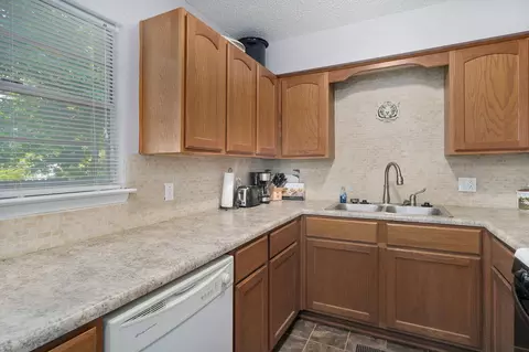 Kitchen - 314 E Swiss Lane Ct, Springfield, MO 65807 photo 3 of 3