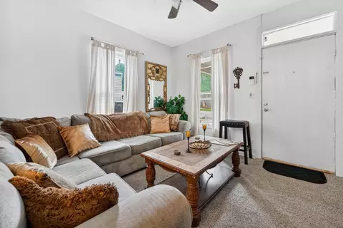 Entry Way - 2320 N Travis Ave, Springfield, MO 65803 photo 1 of 5