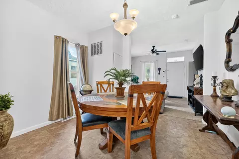 Dining - 2320 N Travis Ave, Springfield, MO 65803 photo 2 of 2