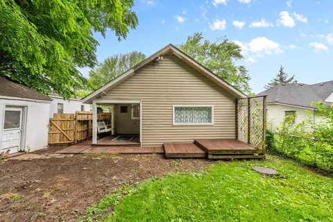 Exterior - 2320 N Travis Ave, Springfield, MO 65803 photo 9 of 10