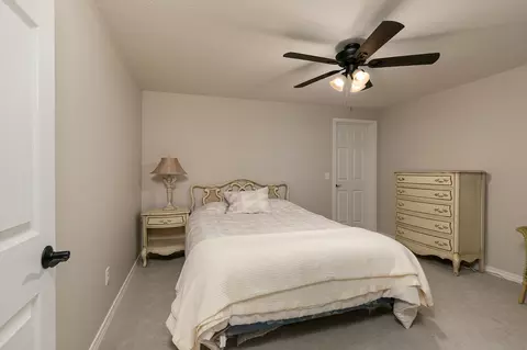 Bedroom - 1422 E 370th Rd, Bolivar, MO 65613 photo 5 of 8