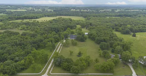 View/Area - 1422 E 370th Rd, Bolivar, MO 65613 photo 3 of 6