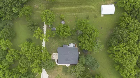 View/Area - 1422 E 370th Rd, Bolivar, MO 65613 photo 6 of 6