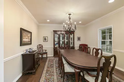 Dining - 1422 E 370th Rd, Bolivar, MO 65613 photo 1 of 2