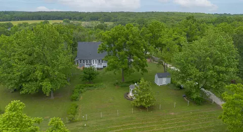 Exterior - 1422 E 370th Rd, Bolivar, MO 65613 photo 16 of 16