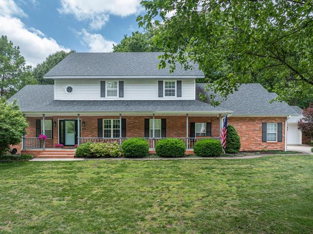 1413 N Granite Dr, Nixa, MO 65714