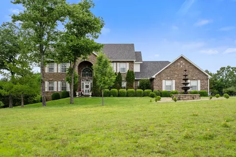 Exterior - 125 Meadowview Ln, Branson, MO 65616 photo 6 of 7