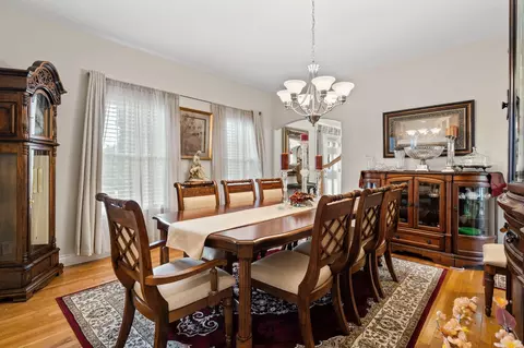 Dining - 125 Meadowview Ln, Branson, MO 65616 photo 2 of 2