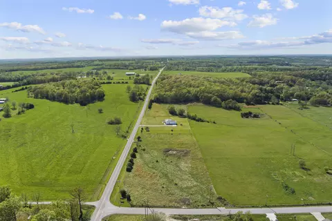 1000 W Miller St, Pleasant Hope, MO 65725