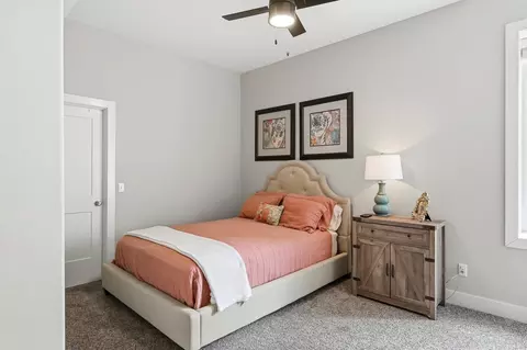 Bedroom - 3818 E Cypress Point St, Springfield, MO 65802 photo 4 of 8