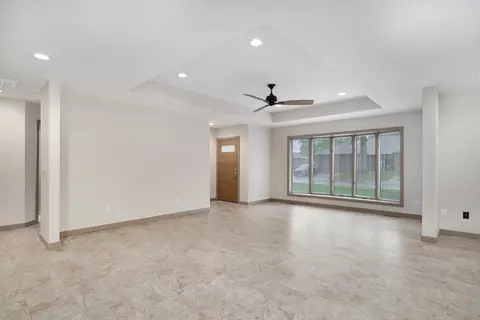 Living - 1444 E Woodgate St, Springfield, MO 65804 photo 3 of 5