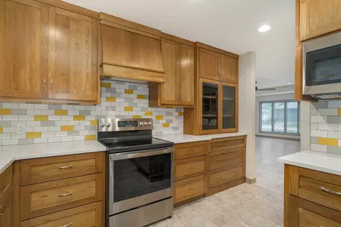 Kitchen - 1444 E Woodgate St, Springfield, MO 65804 photo 1 of 5