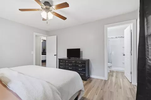 Bedroom - 208 W Maple St, Nixa, MO 65714 photo 3 of 5