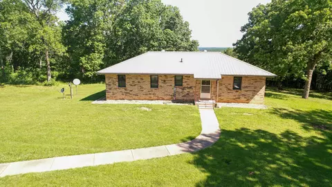 8870 NE 1275 Pvt Rd, Osceola, MO 64776