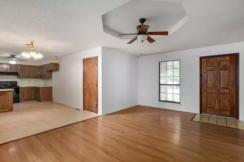 Living - 620 S Hampton Ave, Republic, MO 65738 photo 4 of 5