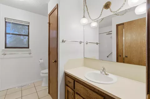 Bath - 620 S Hampton Ave, Republic, MO 65738 photo 1 of 2