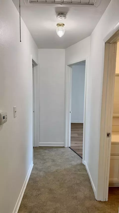 Entry Way - 2102 S Delaware Ave, Springfield, MO 65804 photo 1 of 1