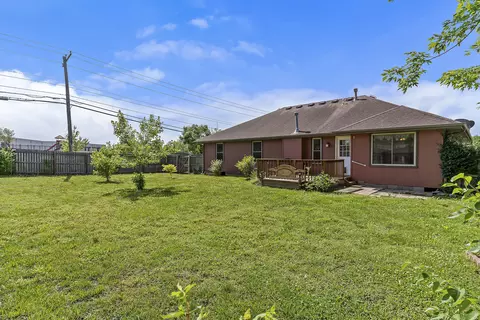 Exterior - 2211 W Deerfield St, Springfield, MO 65807 photo 5 of 9