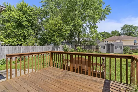Exterior - 2211 W Deerfield St, Springfield, MO 65807 photo 9 of 9
