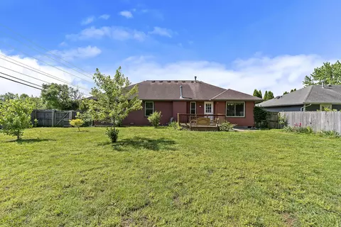Exterior - 2211 W Deerfield St, Springfield, MO 65807 photo 6 of 9