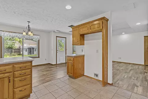 Other - 2211 W Deerfield St, Springfield, MO 65807 photo 2 of 5
