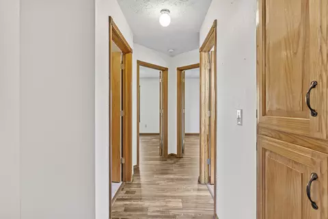 Entry Way - 2211 W Deerfield St, Springfield, MO 65807 photo 3 of 3