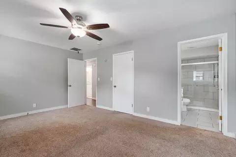Bedroom - 1919 E Meadow Dr, Springfield, MO 65804 photo 2 of 4