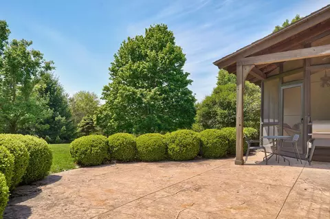 Exterior - 4538 E Peachtree Cir, Springfield, MO 65809 photo 13 of 17