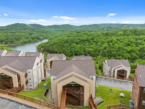 30 Blue Bird Way #4, Branson, MO 65616