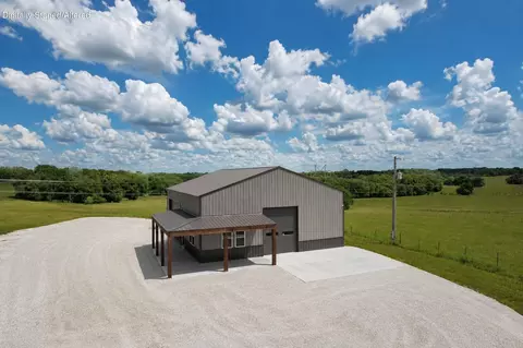 9985 W State Highway Tt, Republic, MO 65738