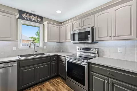 2129 W Village Ter, Springfield, MO 65810 photo 13