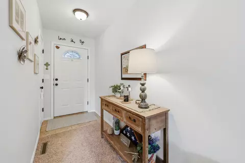 Entry Way - 1102 S Hazelnut Ave, Springfield, MO 65802 photo 1 of 1