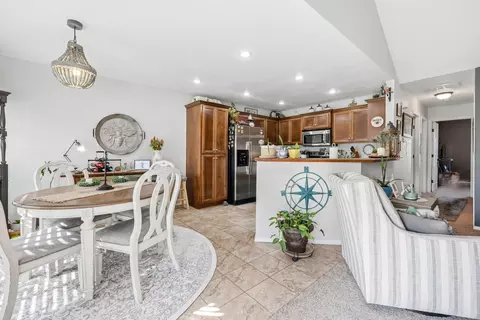 Dining - 1102 S Hazelnut Ave, Springfield, MO 65802 photo 1 of 2
