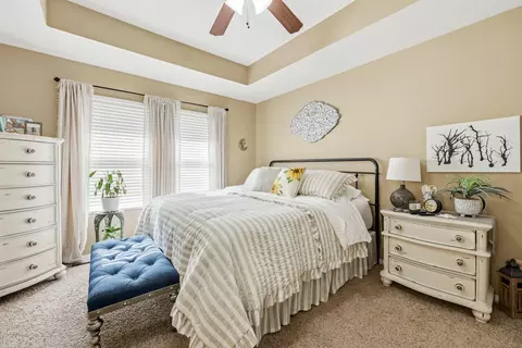 Bedroom - 1102 S Hazelnut Ave, Springfield, MO 65802 photo 1 of 4
