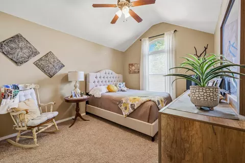 Bedroom - 1102 S Hazelnut Ave, Springfield, MO 65802 photo 3 of 4