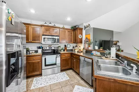 Kitchen - 1102 S Hazelnut Ave, Springfield, MO 65802 photo 2 of 2
