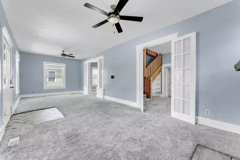 Living - 817 W Walnut St, Springfield, MO 65806 photo 1 of 4