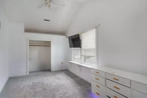 Bedroom - 817 W Walnut St, Springfield, MO 65806 photo 4 of 4