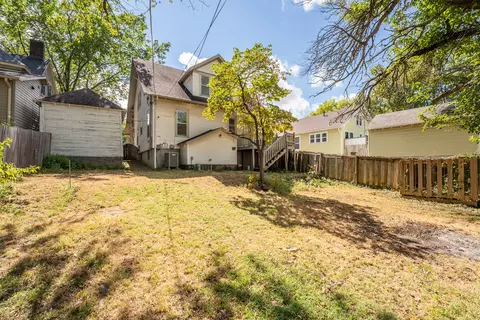 Exterior - 817 W Walnut St, Springfield, MO 65806 photo 3 of 3