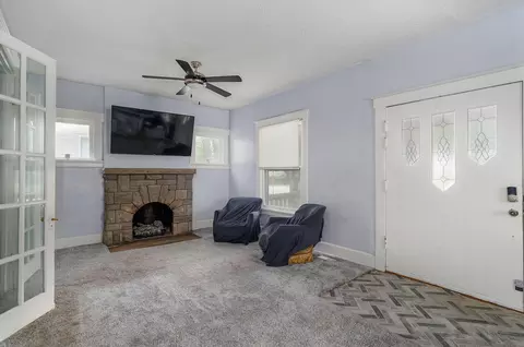 Living - 817 W Walnut St, Springfield, MO 65806 photo 2 of 2