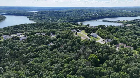 000 Howard Dr, Cape Fair, MO 65624